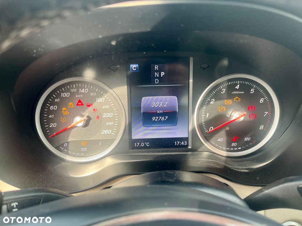Mercedes-Benz GLC 300 4Matic 9G-TRONIC - 14
