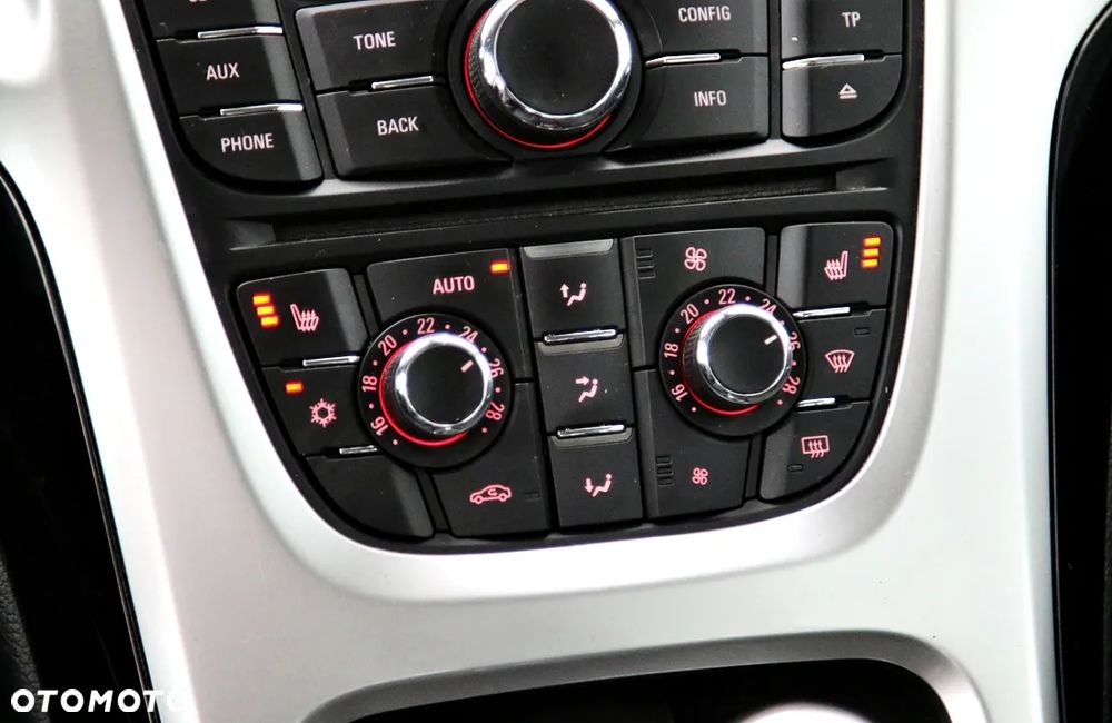 Opel Astra 1.4 T Enjoy - 25