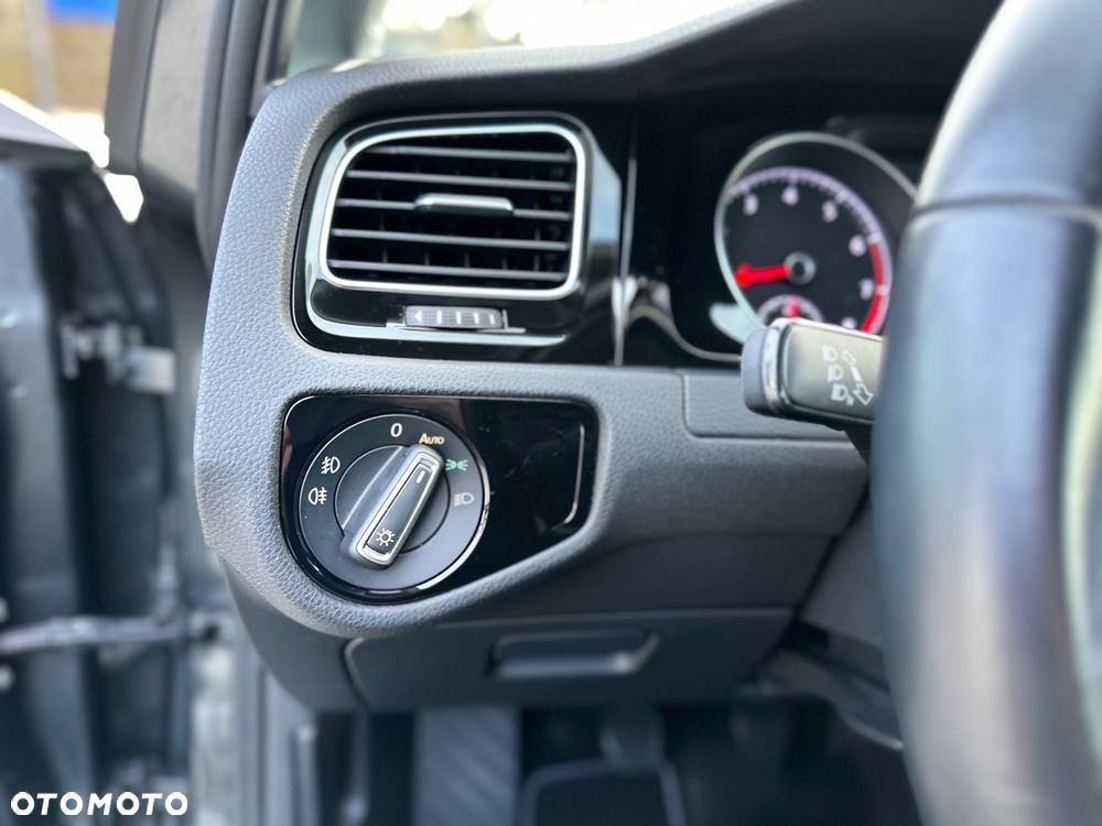 Volkswagen Golf Variant 1.5 TSI ACT OPF BlueMotion Highline - 26