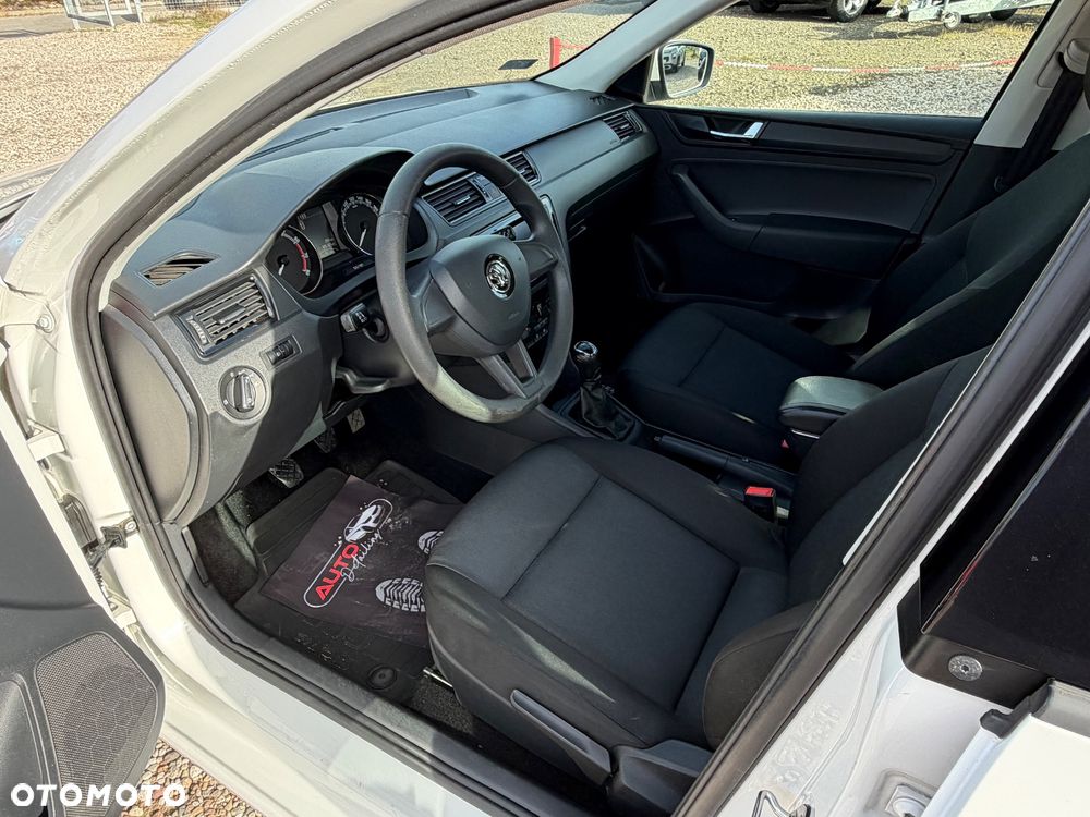 Skoda RAPID - 11