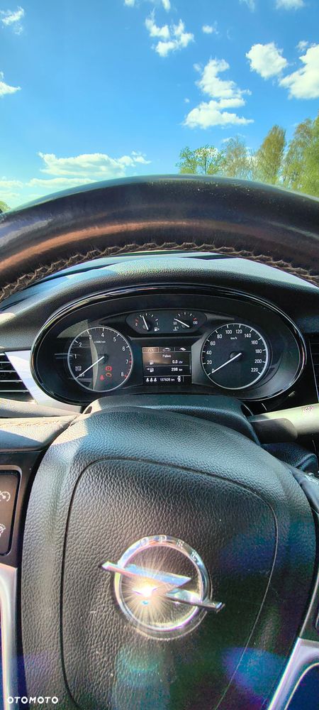 Opel Mokka X 1.6 Essentia S&S - 9