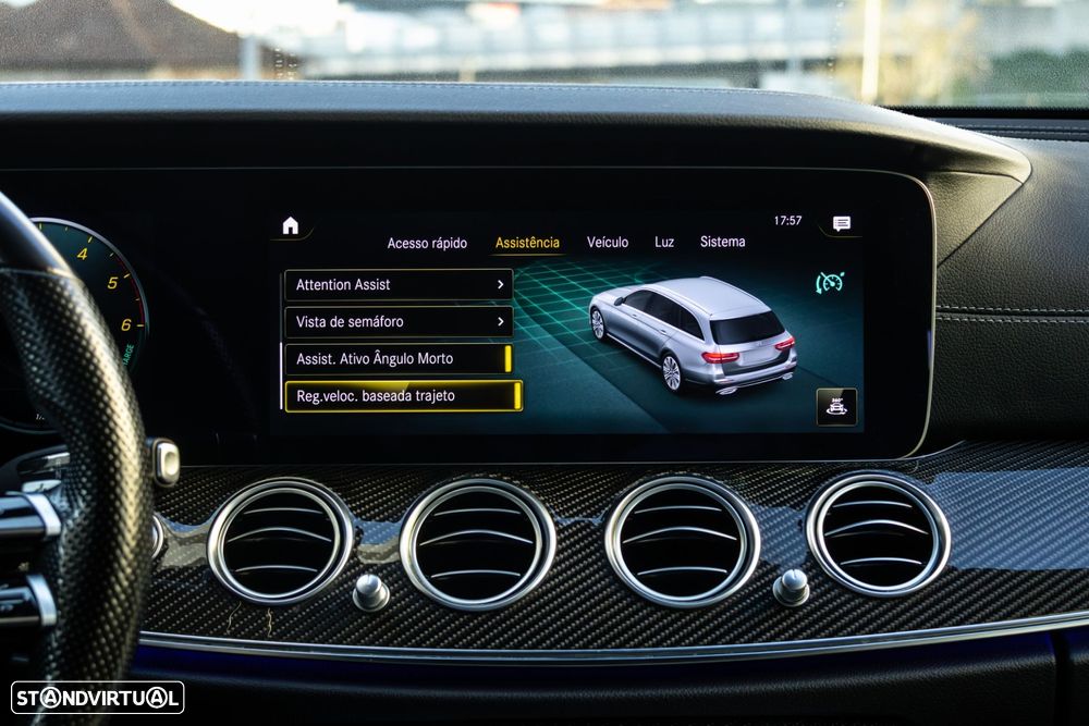 Mercedes-Benz E 300 - 41