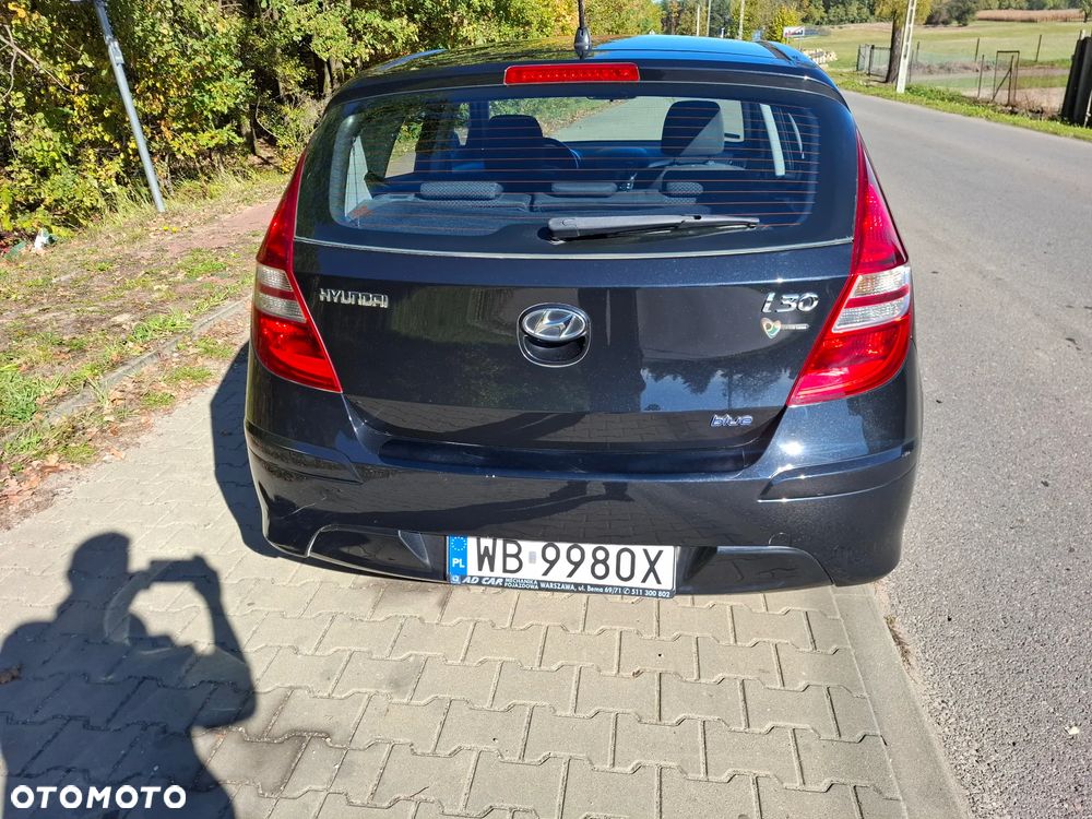 Hyundai i30 1.4 Base + - 3