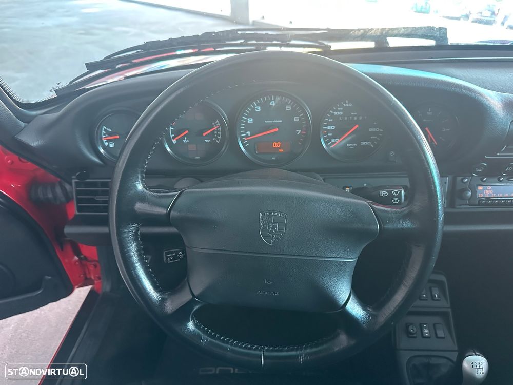 Porsche 911 (993) Coupé 3.6 Carrera 2 - 21