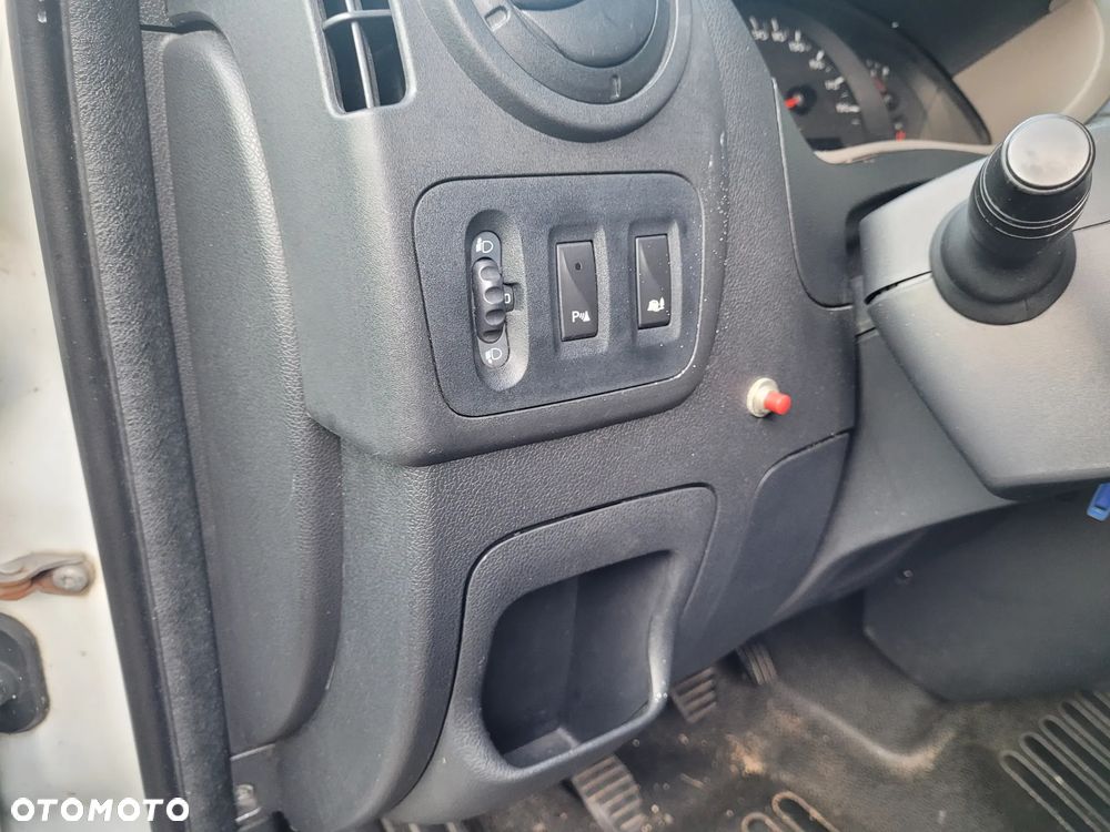 Renault Master - 16