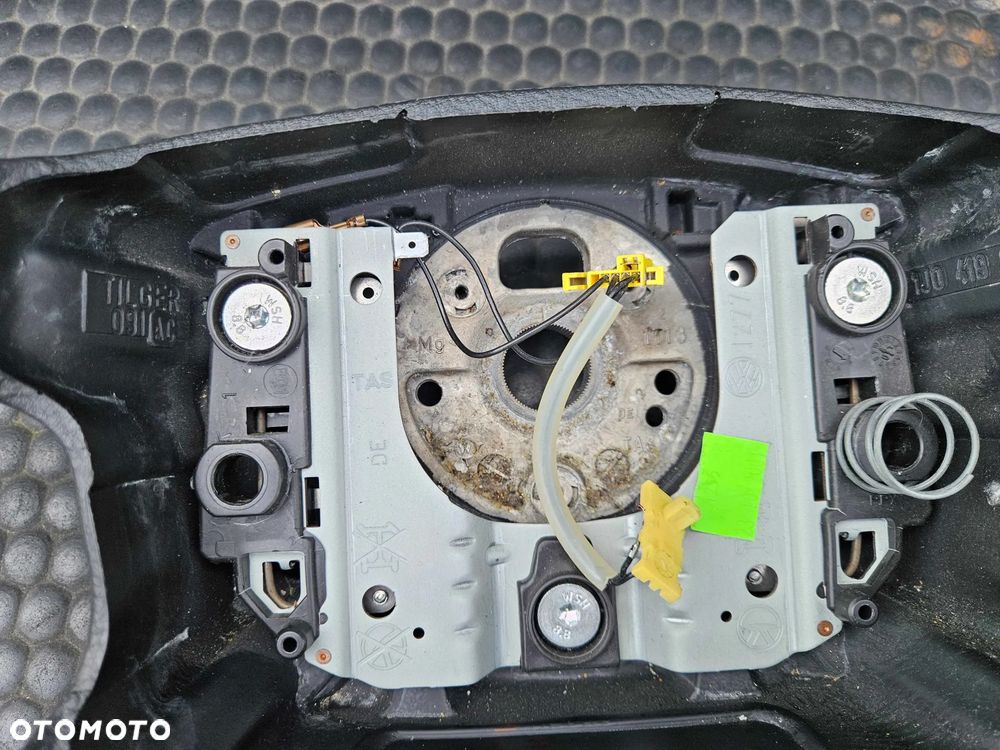 Kierownica 4 Ramienna 1J0419091AA 1U0880201A Czarna Air Bag Poduszka Skoda Octavia I 1 2001r VW Seat AUDI - 15