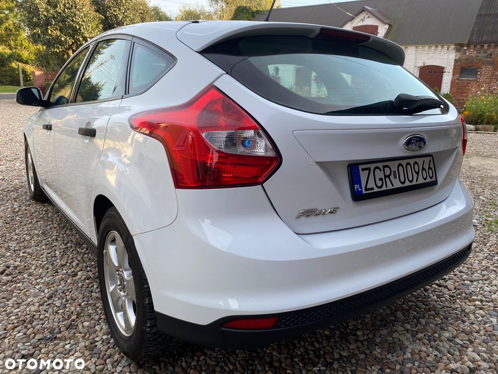 Ford Focus 1.6 TDCi Ambiente - 5