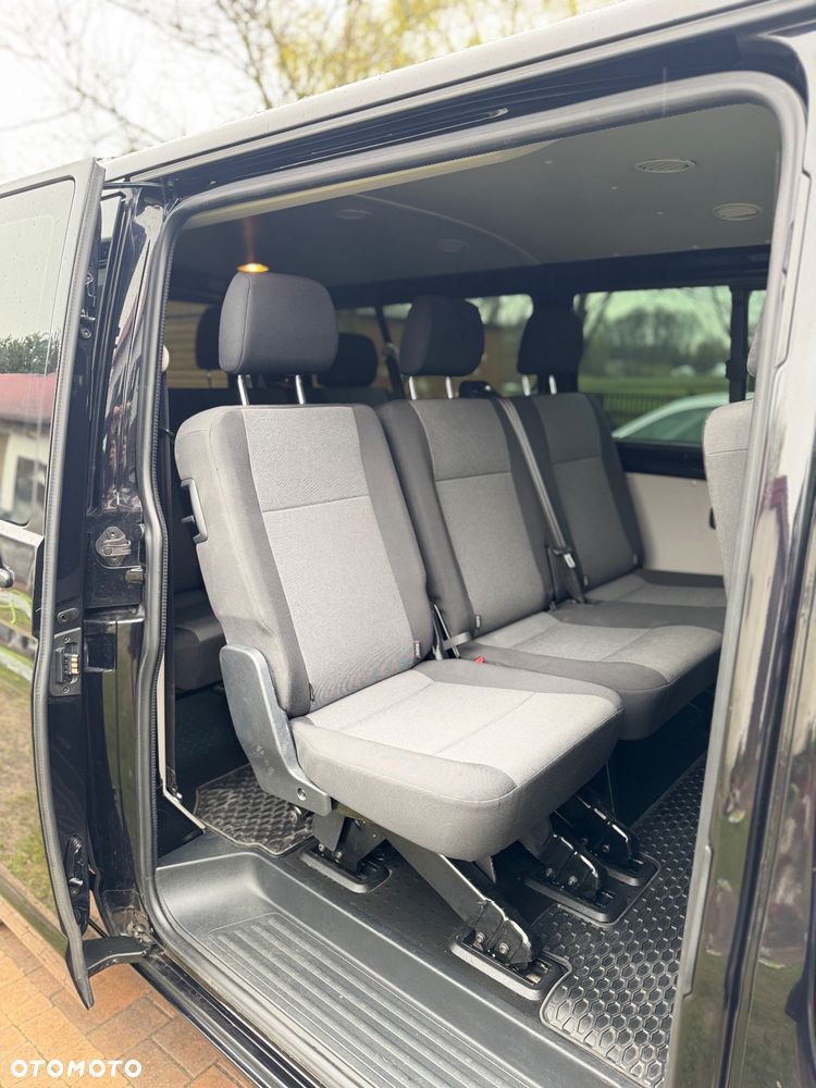 Volkswagen Transporter - 12