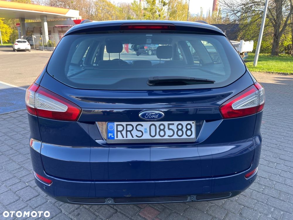 Ford Mondeo 2.0 TDCi Ambiente - 19
