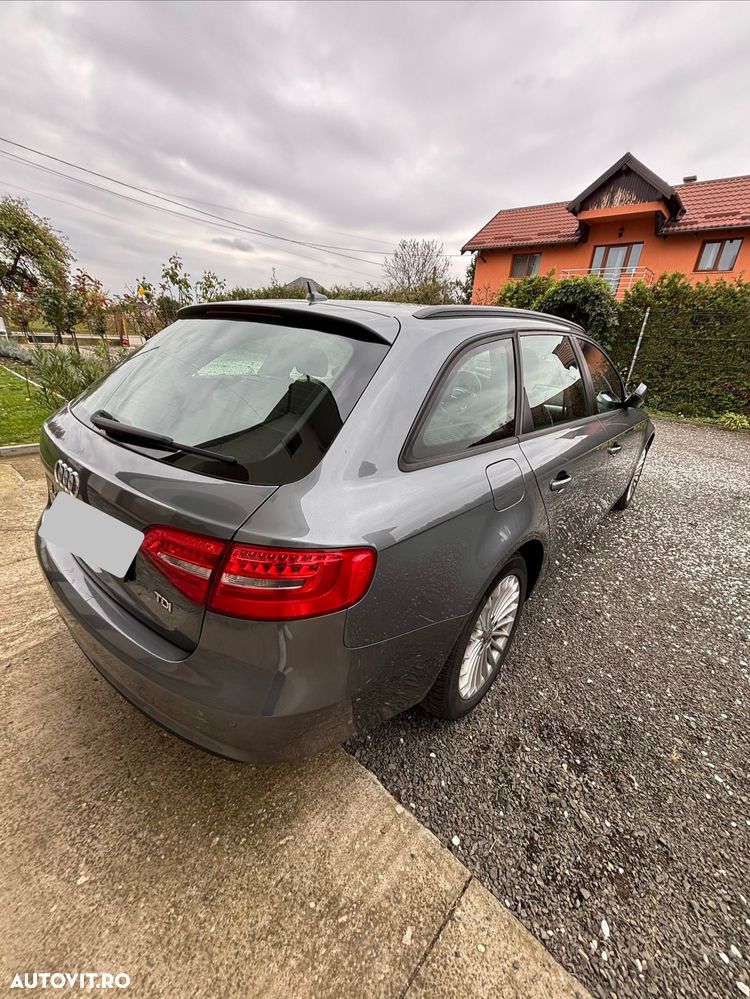 Audi A4 2.0 TDI Multitronic Avant - 8