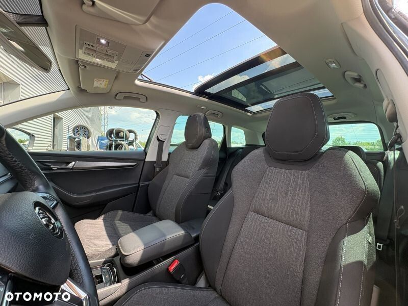 Skoda Karoq 2.0 TDI SCR 4x4 Style DSG - 20