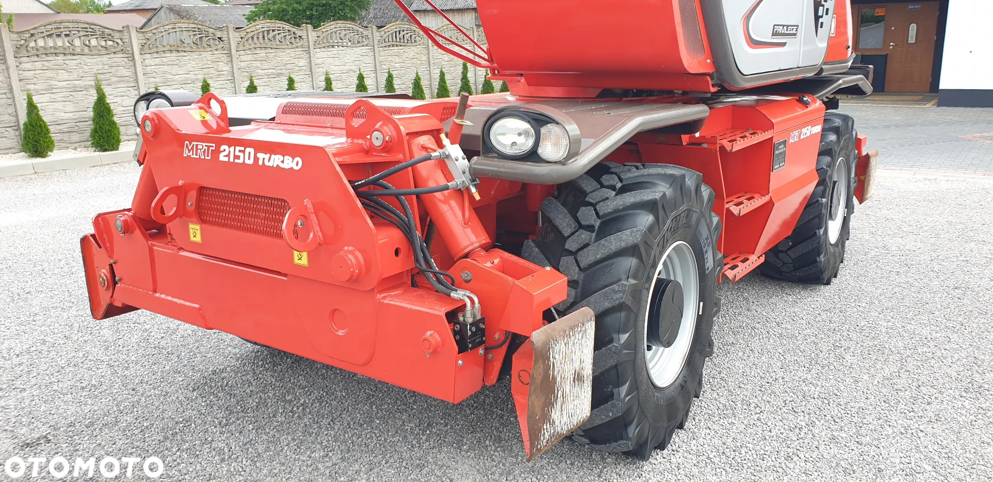 Manitou MRT2150 Privilege kosz hydr. skrętny / wciągarka/widły hydr./pilot/ sprowadzona - 26