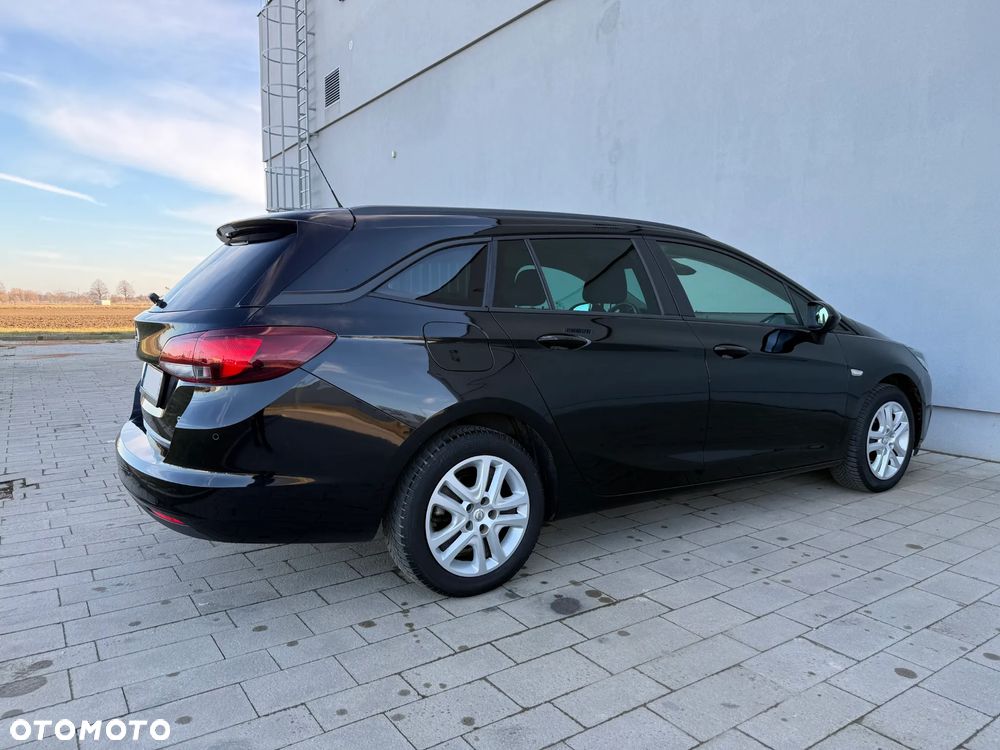Opel Astra 1.6 D (CDTI) Start/Stop Innovation - 11