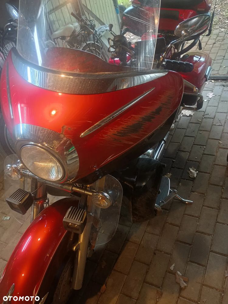 Yamaha Venture - 15