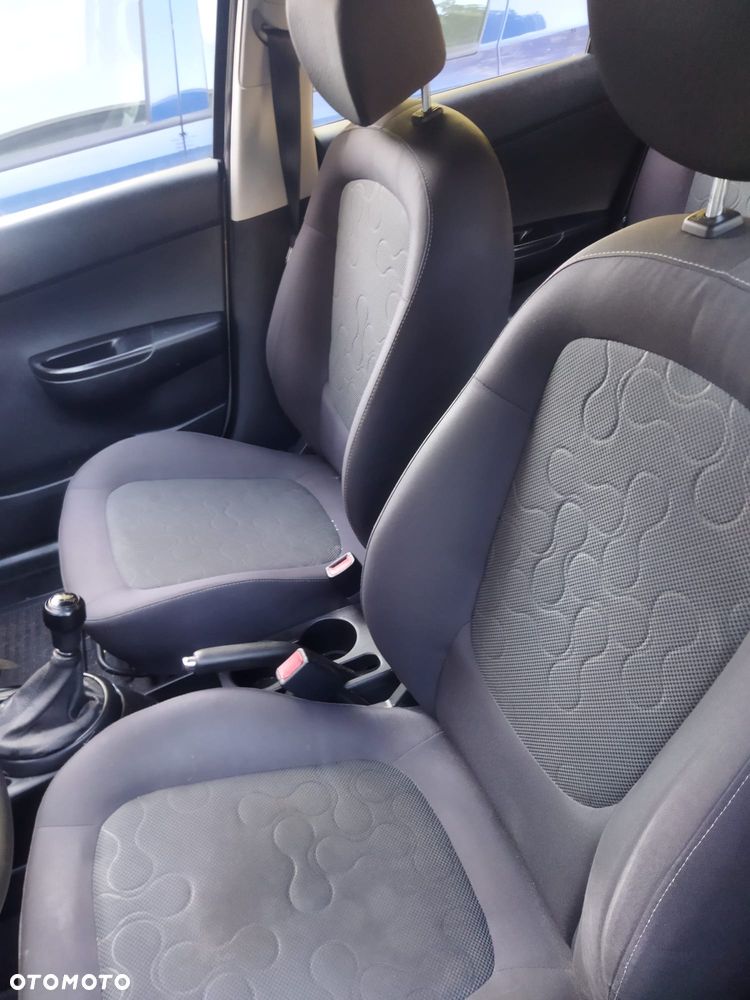 Hyundai i20 - 5