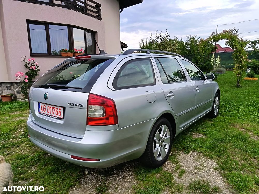 Skoda Octavia 1.6 TDI DPF Ambition - 3