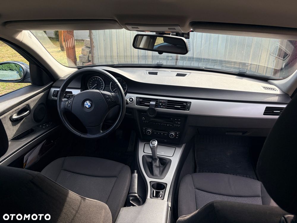 BMW Seria 3 318i Edition Lifestyle - 18