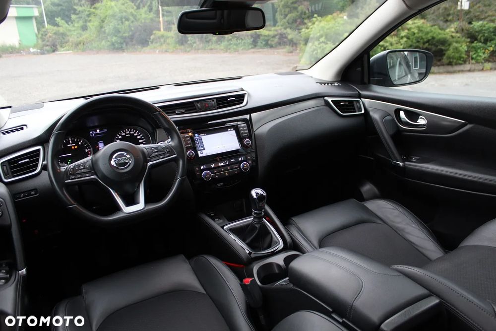 Nissan Qashqai 1.6 DCi Tekna EU6 - 17