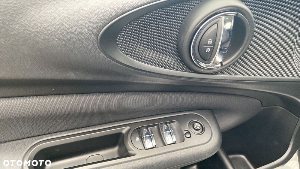 MINI Clubman One - 15