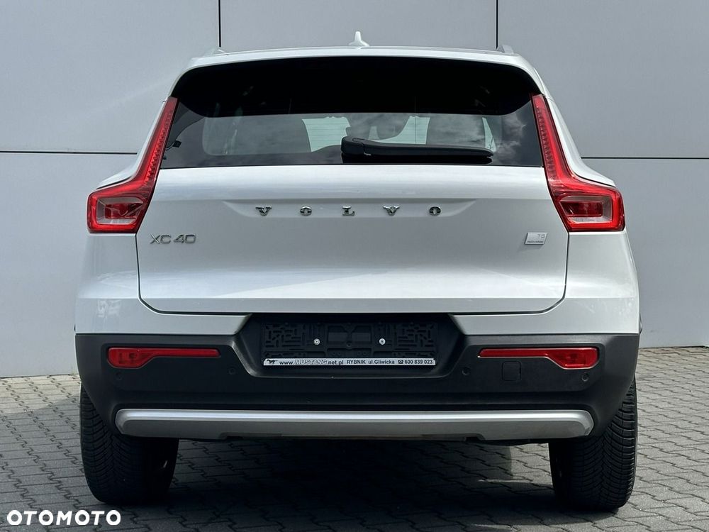 Volvo XC 40 - 12
