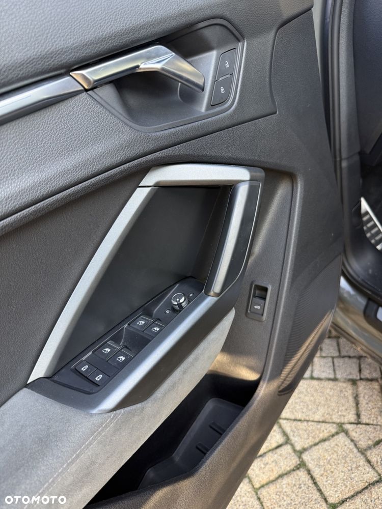 Audi Q3 45 TFSI Quattro S Line S tronic - 22