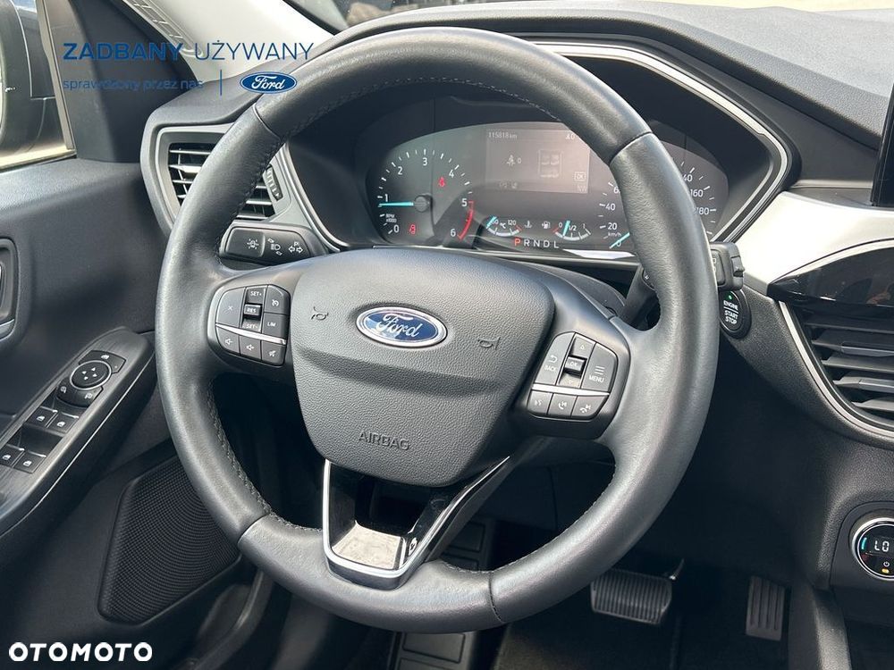 Ford Kuga - 17