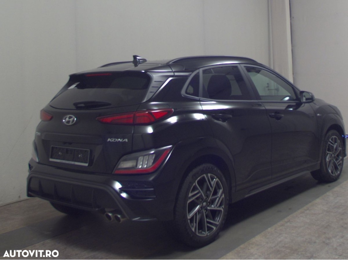 Hyundai KONA - 3