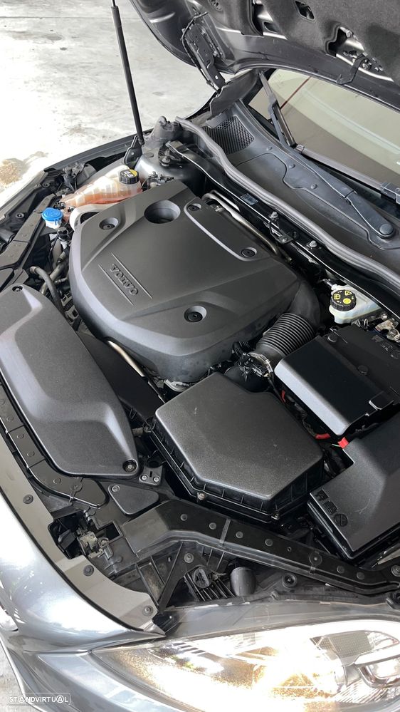 Volvo V40 D2 - 23