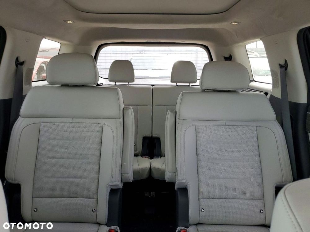 Hyundai Santa Fe - 9