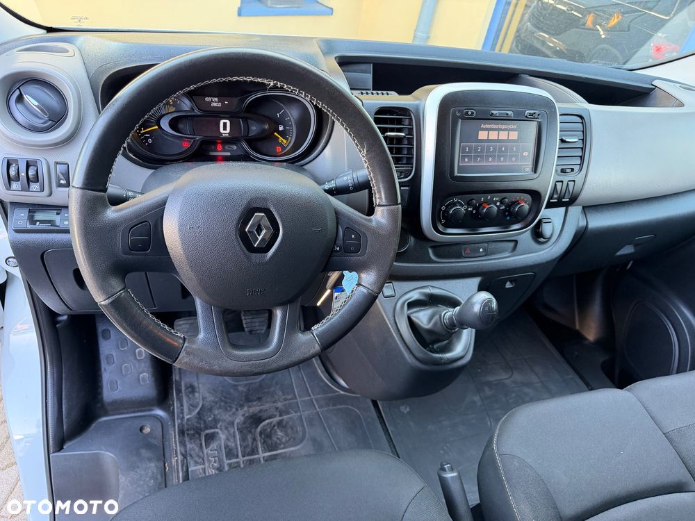 Renault Trafic Long - 16