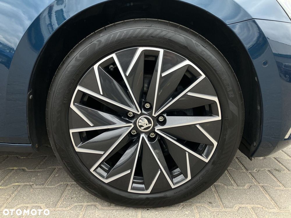 Skoda Superb 2.0 TDI SCR L&K DSG - 12