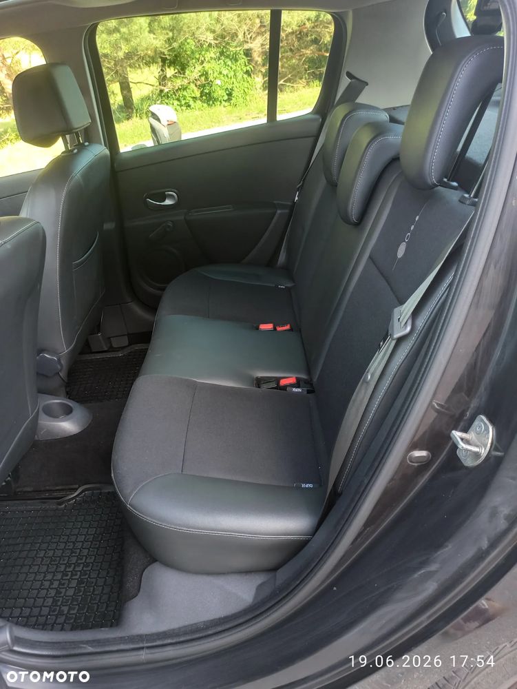 Renault Clio TCe 100 nightDay - 15