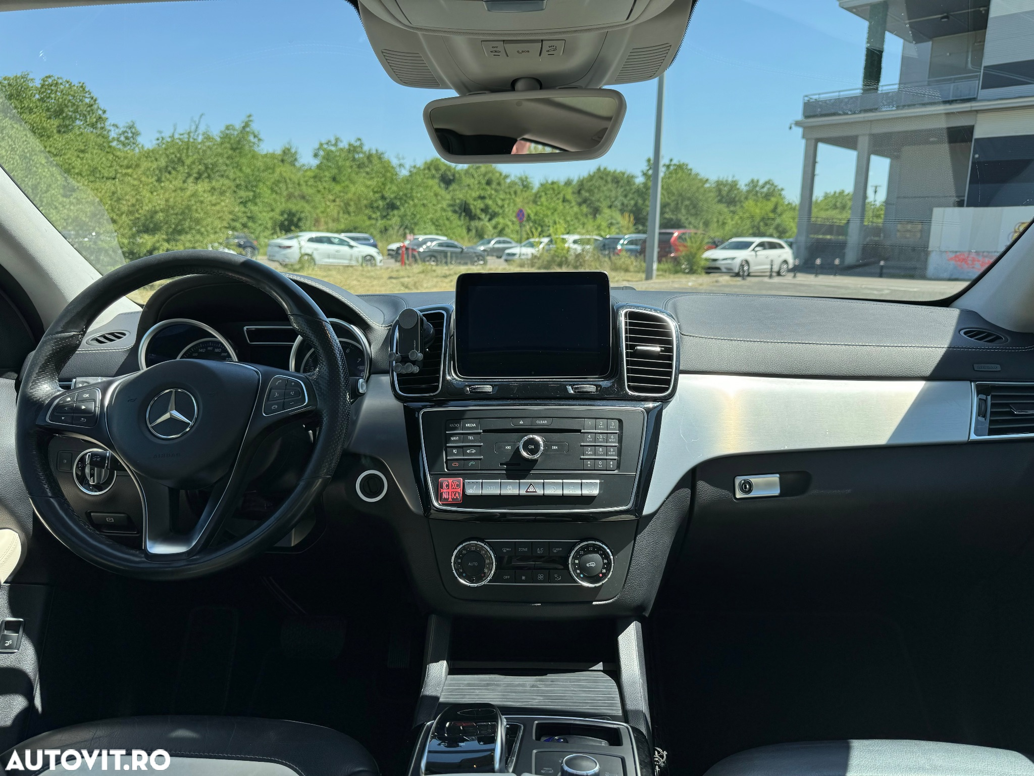 Mercedes-Benz GLE 400 4MATIC - 12