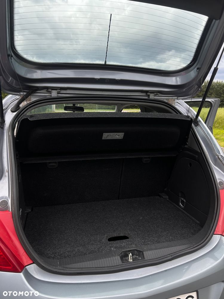 Opel Corsa 1.0 12V Cosmo - 9