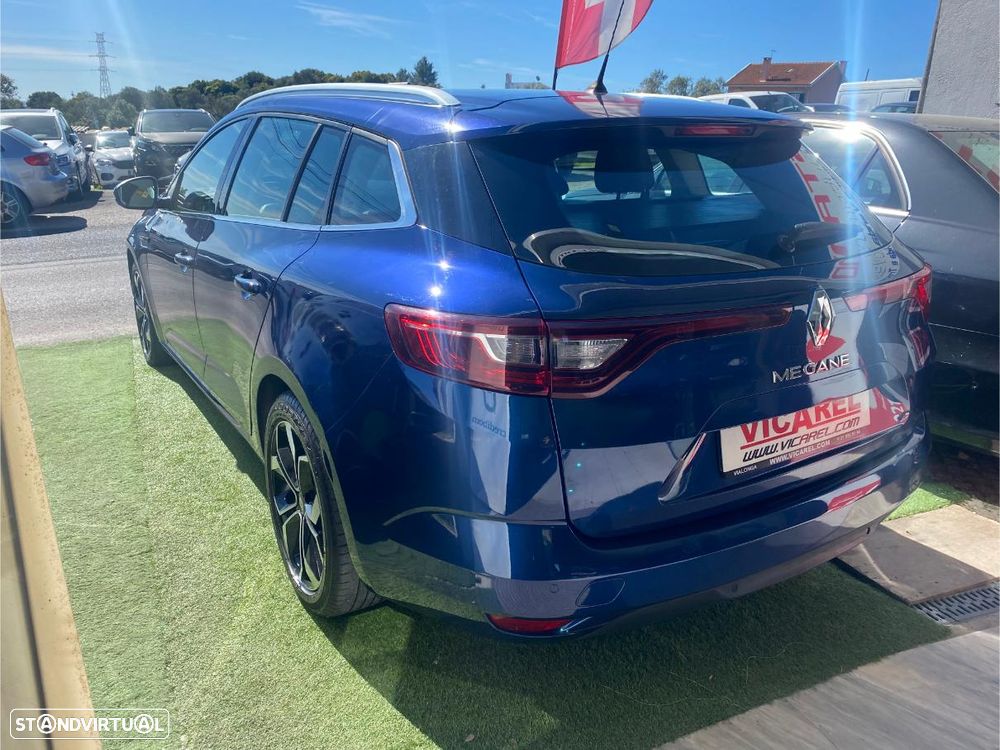 Renault Mégane Sport Tourer - 7