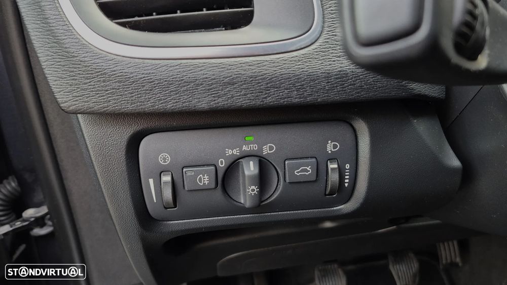 Volvo V40 1.6 D2 Eco Kinetic - 18