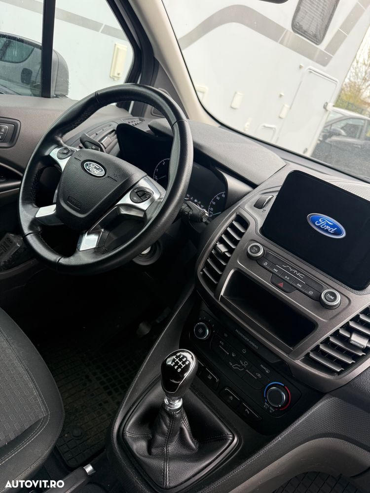 Ford Ford Transit Connect Trend - 10