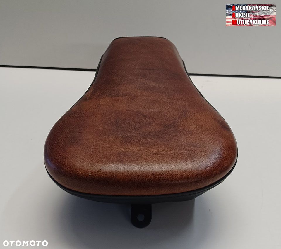 Siedzenie pasażara Saddlemen Lariat Renegade do Harley Davidson FXD, DYNA, FXDWG, FLD - 6