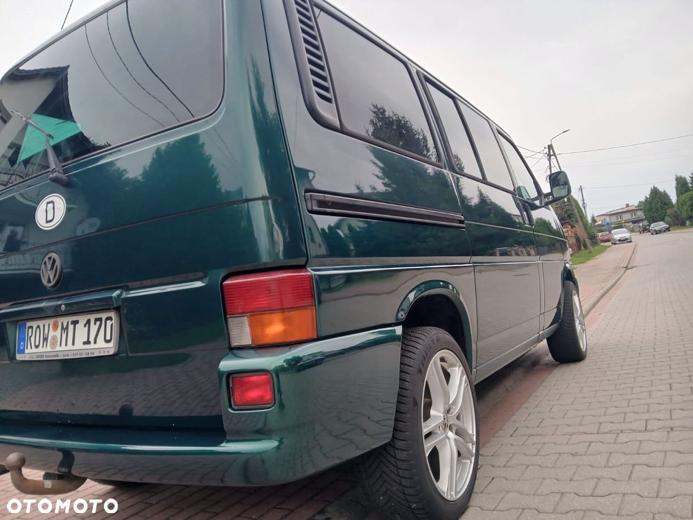 Volkswagen Multivan Standard - 11