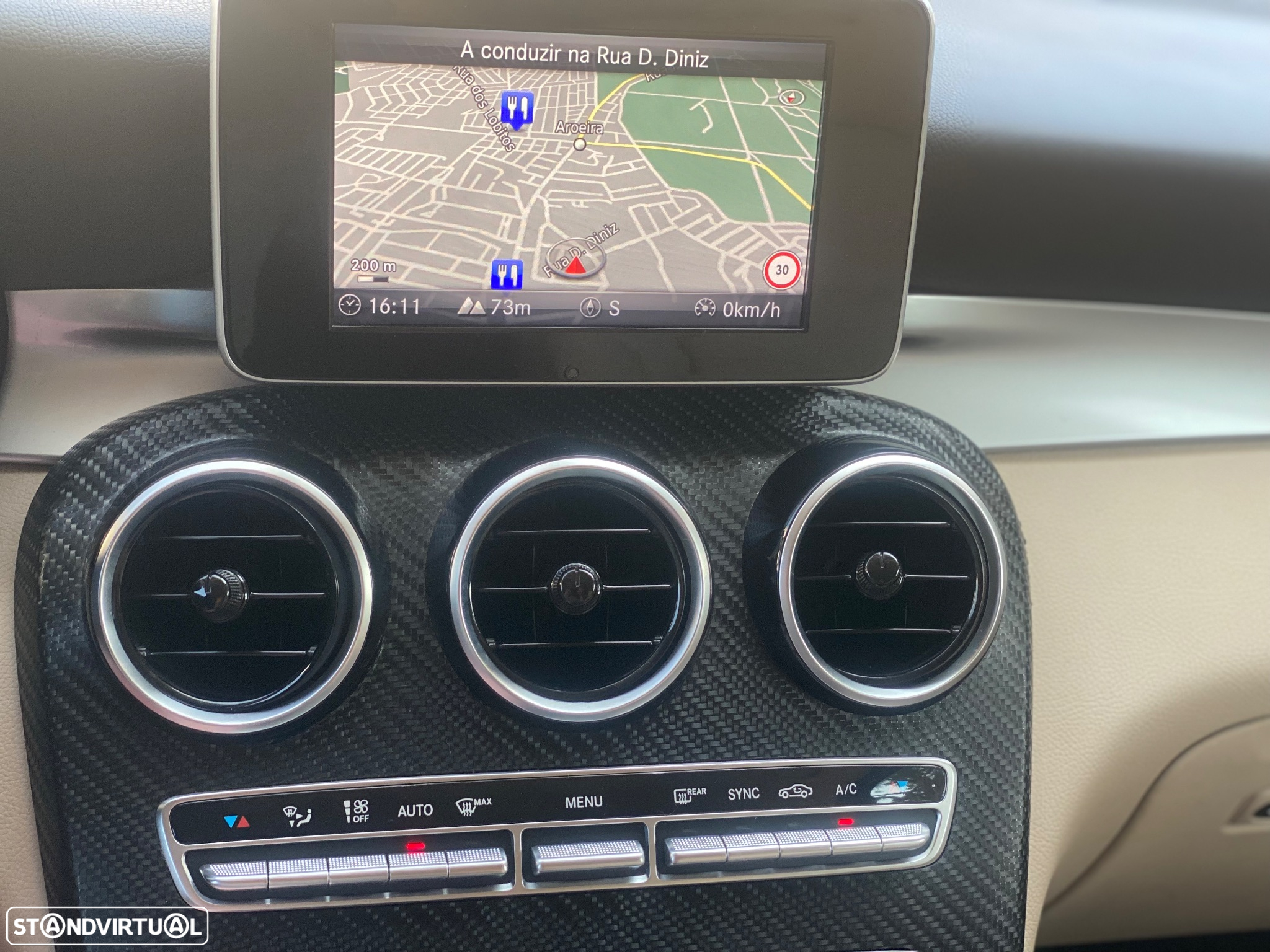 Mercedes-Benz GLC 220 d 4Matic 9G-TRONIC Exclusive - 29