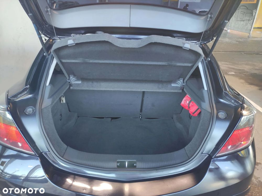 Opel Astra 1.6 Essentia - 6