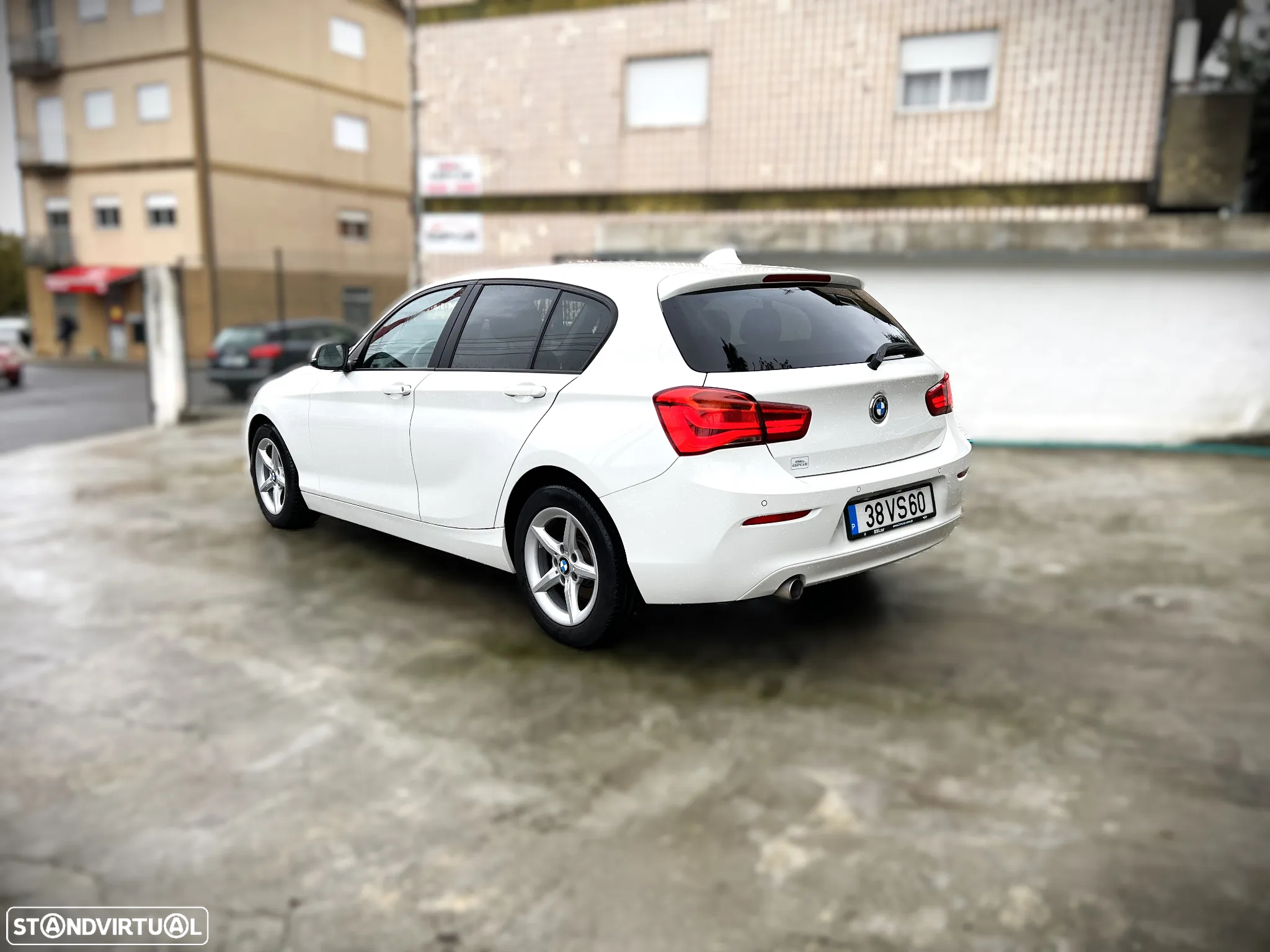 BMW 116 d - 12