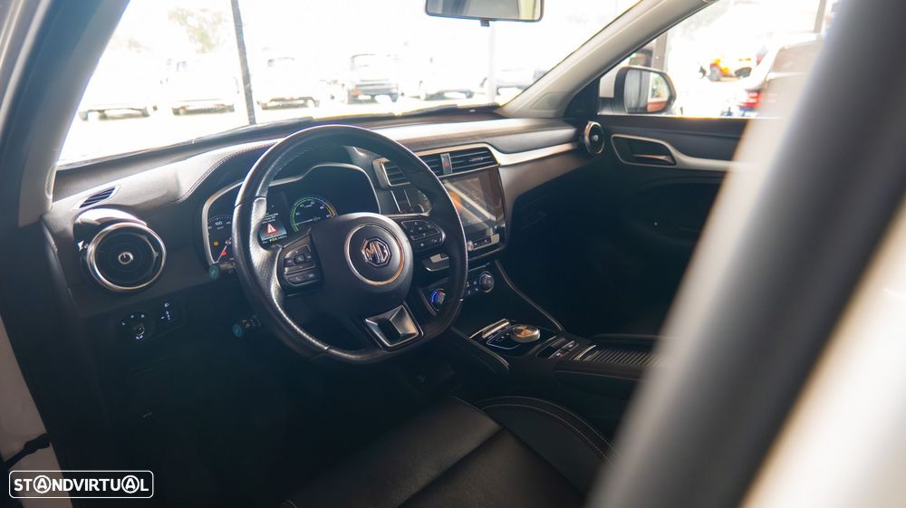 MG ZS EV Luxury - 10