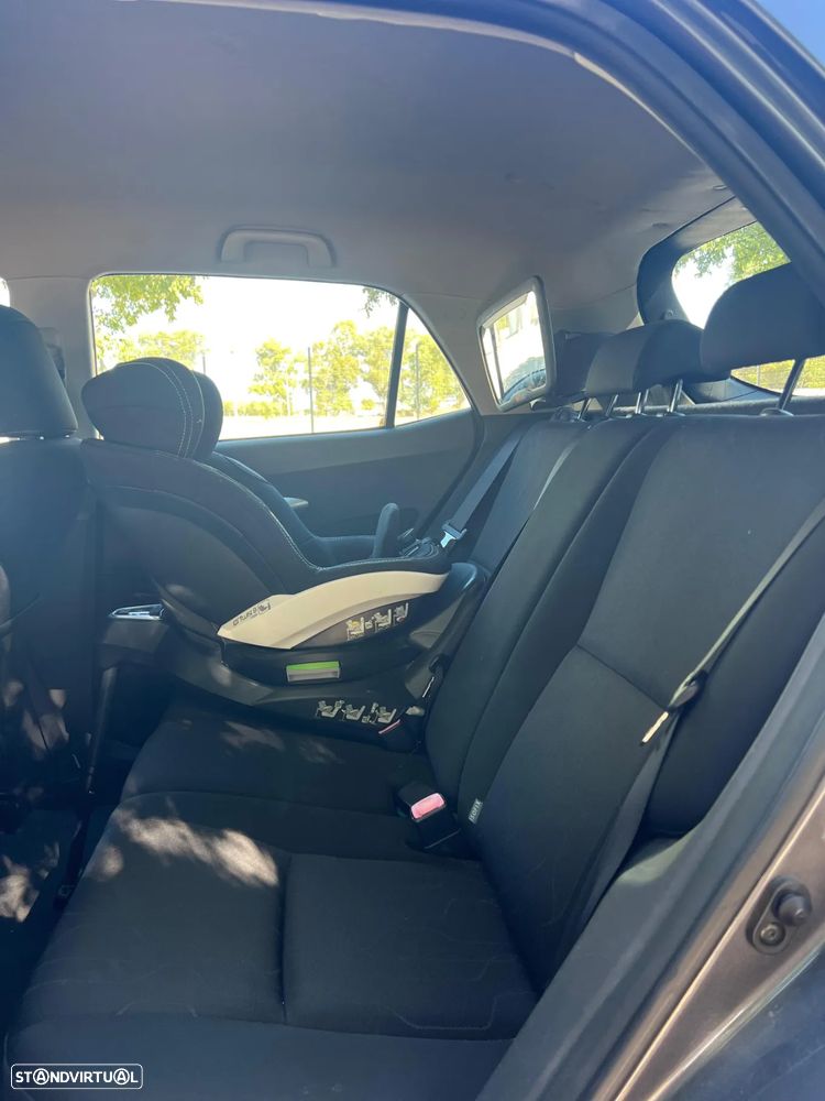 Toyota Auris 1.33 VVT-i ACtive - 4