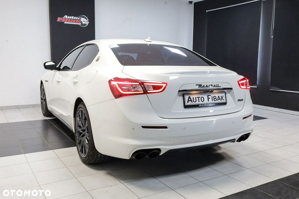 Maserati Ghibli - 10