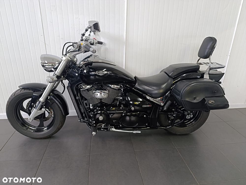 Suzuki Intruder - 7