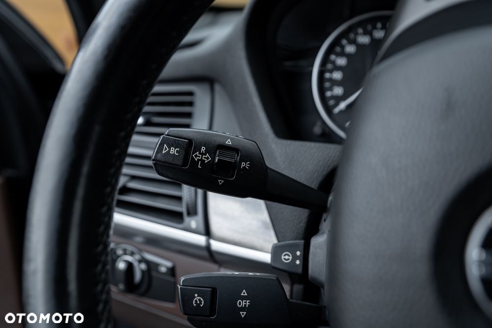 BMW X5 xDrive40d - 29