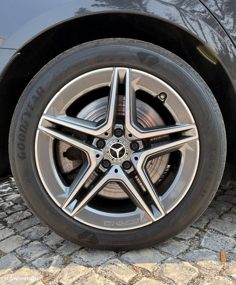 Mercedes-Benz E 300 de 9G-TRONIC AMG Line - 19