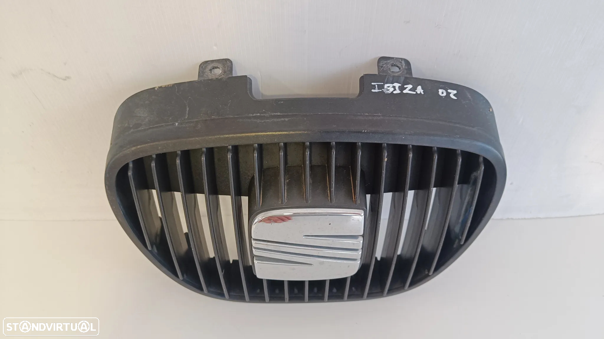 Grelha frontal para choques SEAT Ibiza 6L 2002 - 3