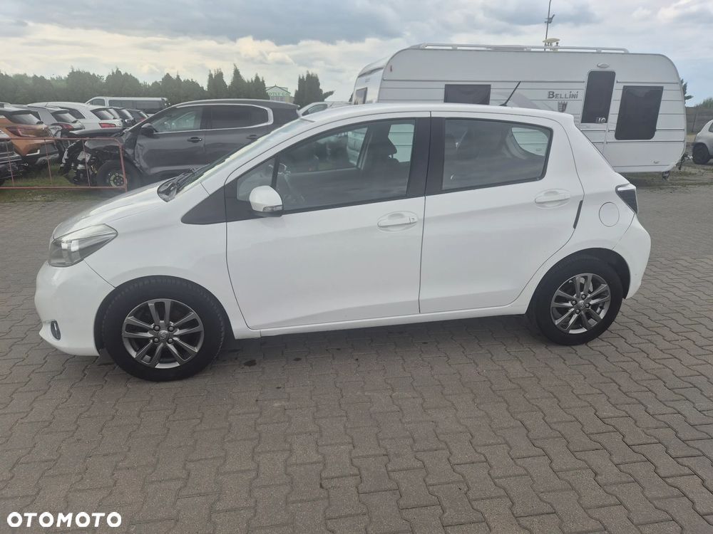 Toyota Yaris 1.4 D-4D Comfort - 11
